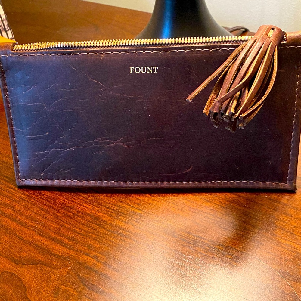 Fount leather Finley Wallet